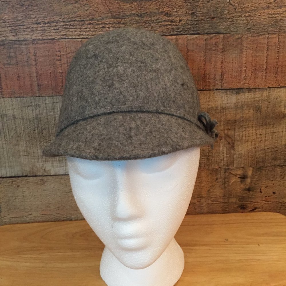 Zara Gray Wool Modern Cloche Hat